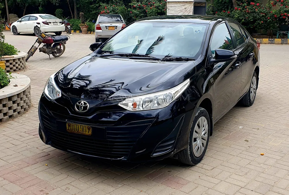 ٹویوٹا یارس سیڈان 2021 for Sale in کراچی Image-1