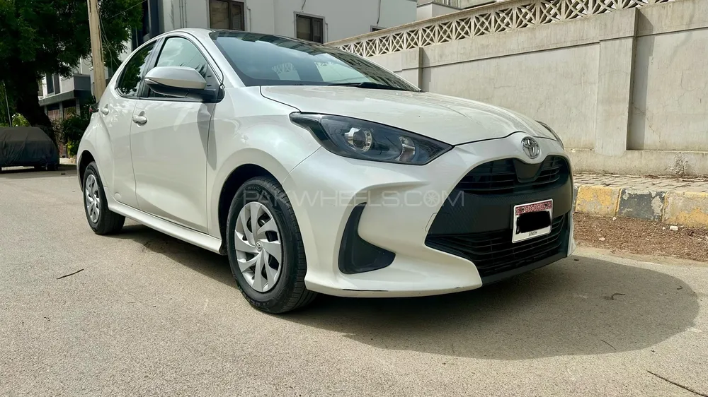 Toyota Yaris Hatchback 2020 for Sale in Karachi Image-1