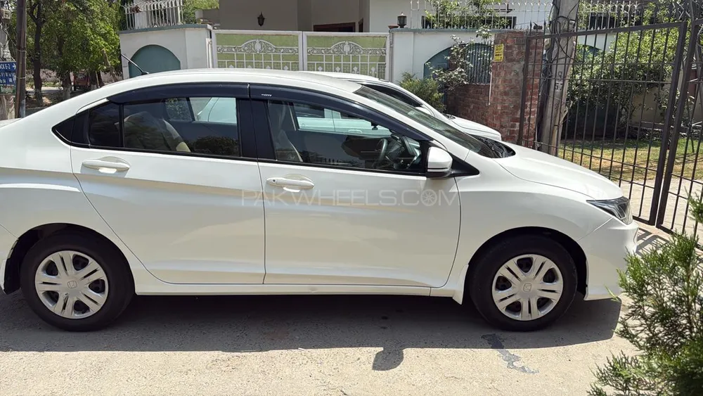 Honda City 2022 for Sale in Lahore Image-1