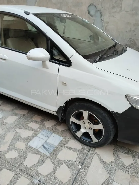 Honda City 2006 for Sale in Faisalabad Image-1