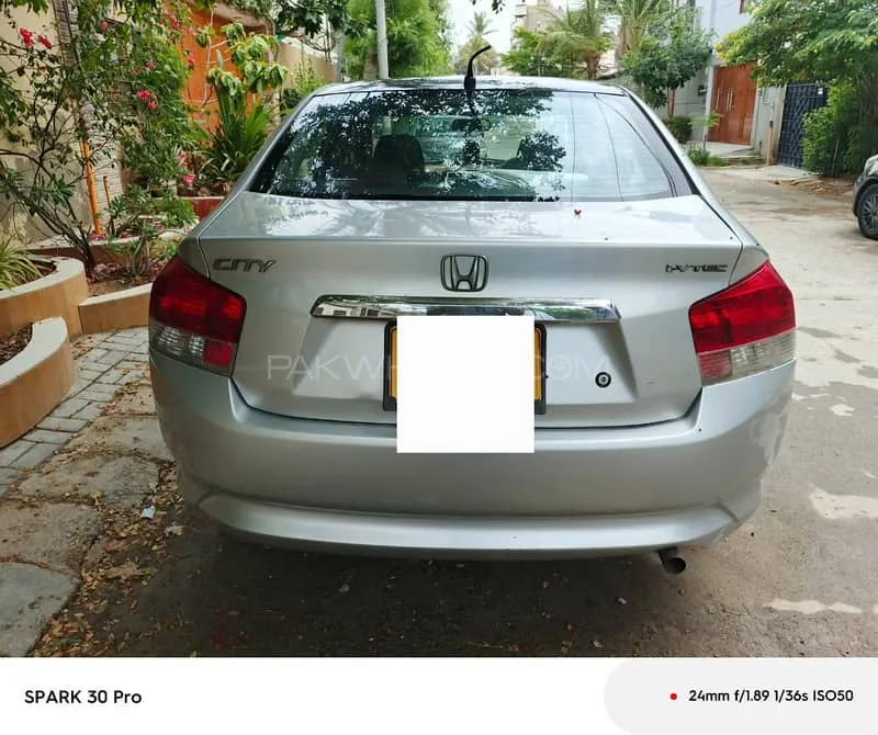 Honda City 2011 for Sale in Karachi Image-1