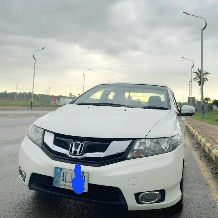Honda City 2018 for Sale in Islamabad Image-1