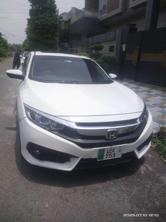 Honda Civic 2017 for Sale in Faisalabad Image-1