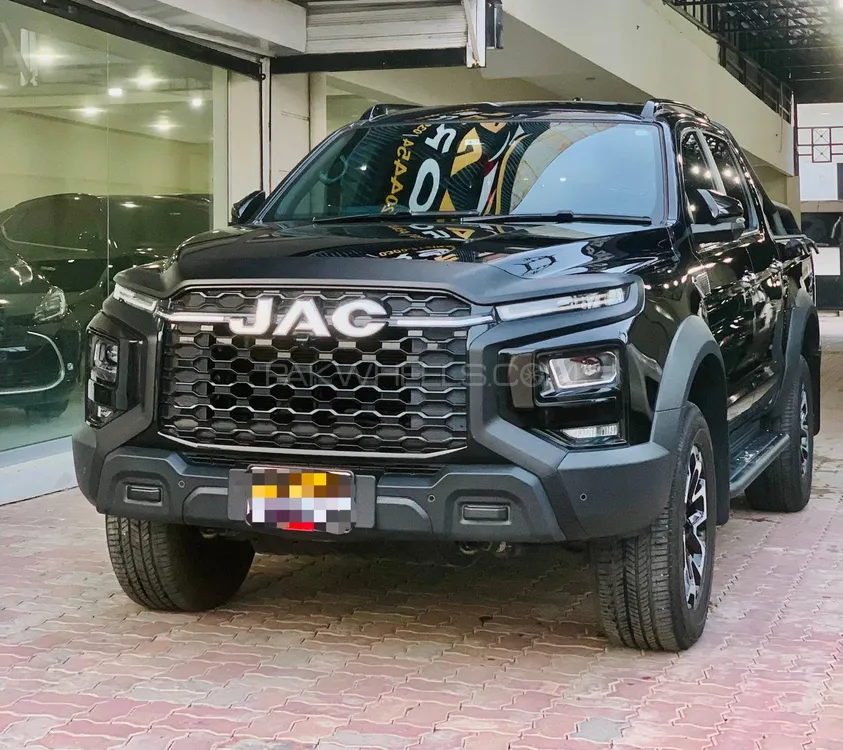 JAC T9 2025 for Sale in Multan Image-1