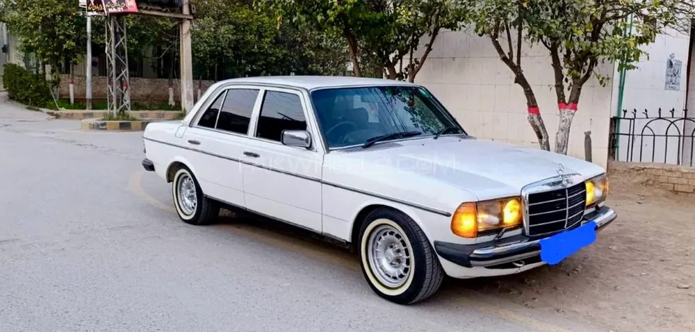 Mercedes Benz E Class 1984 for Sale in Islamabad Image-1
