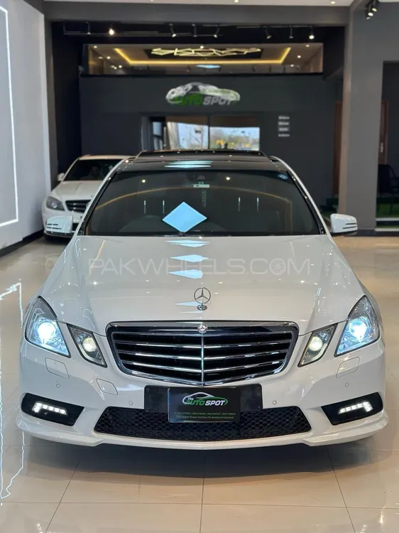 Mercedes Benz E Class 2011 for Sale in Islamabad Image-1