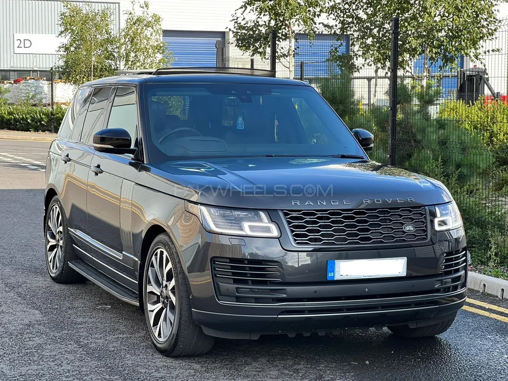 Range Rover Vogue 2018 for Sale in Lahore Image-1