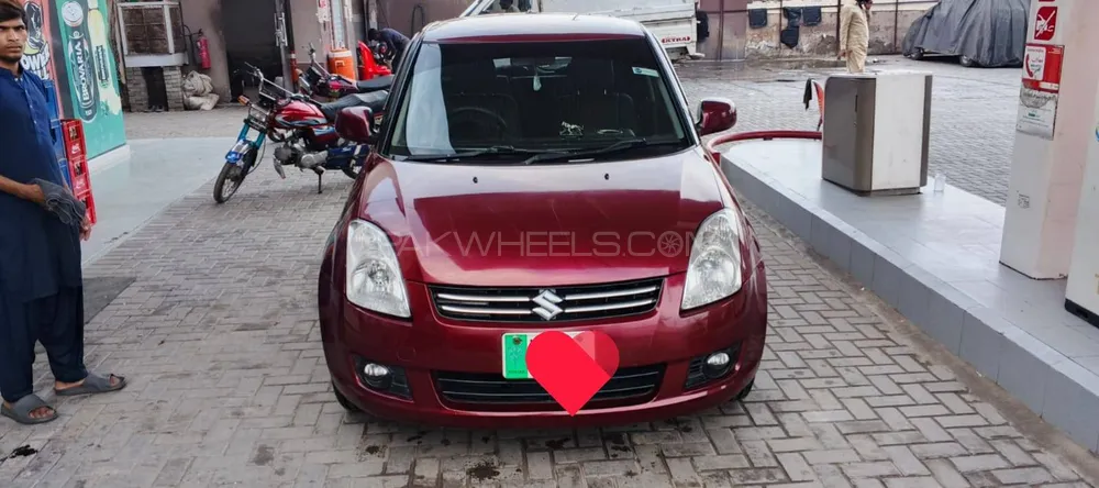 Suzuki Swift 2010 for Sale in Lahore Image-1