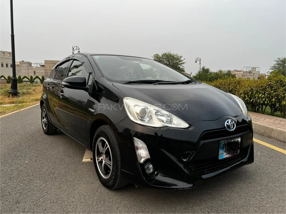 Toyota Aqua 2015 for Sale in Lahore Image-1