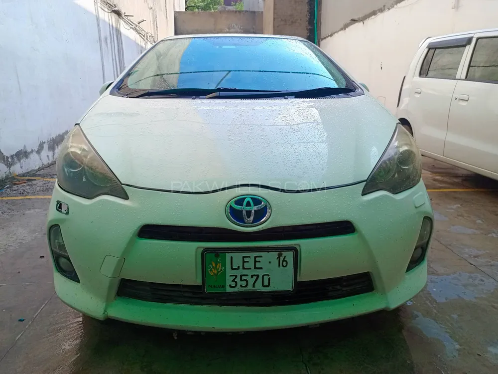Toyota Aqua 2013 for Sale in Lahore Image-1