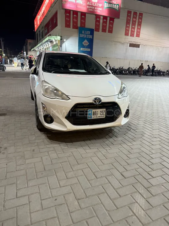 Toyota Aqua 2015 for Sale in Multan Image-1