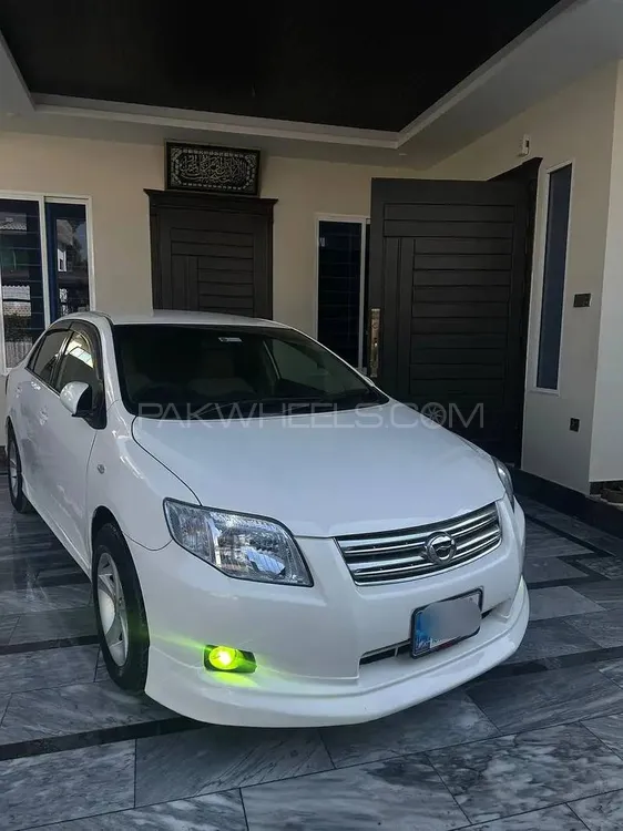 Toyota Corolla Axio 2007 for Sale in Abbottabad Image-1