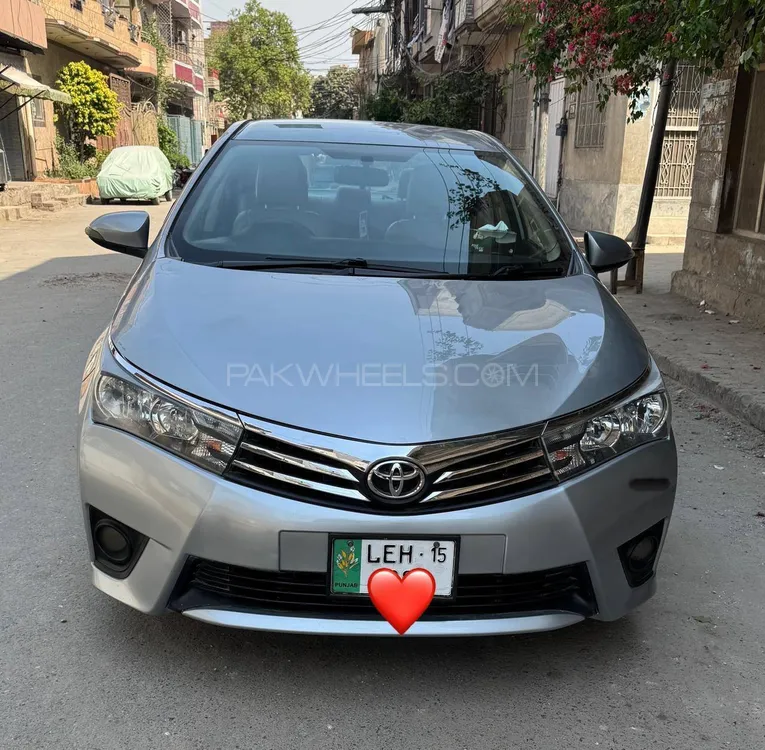 Toyota Corolla 2015 for Sale in Lahore Image-1