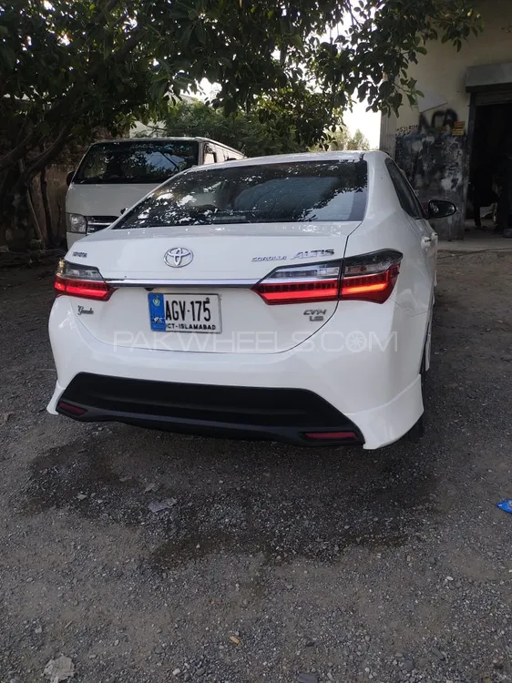 Toyota Corolla 2018 for Sale in Nowshera cantt Image-1