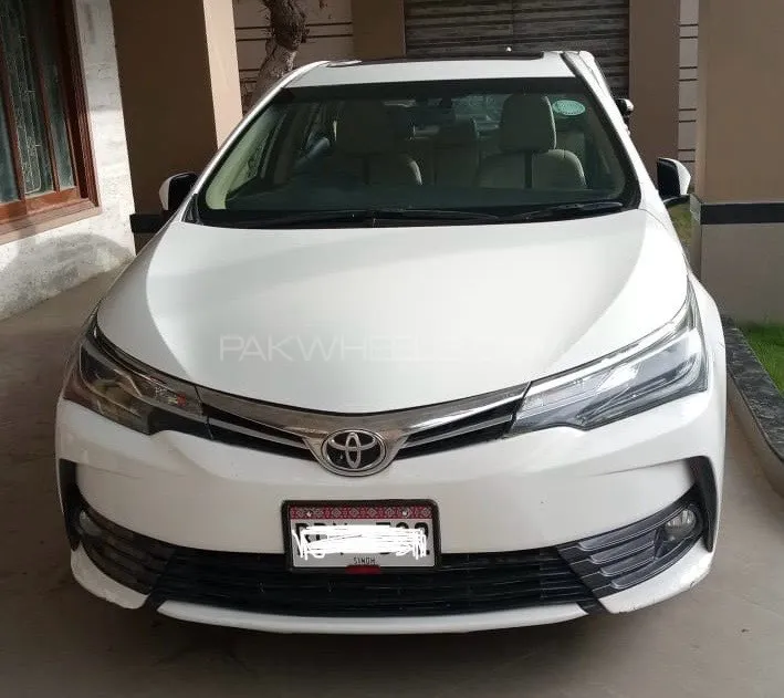 Toyota Corolla 2019 for Sale in Karachi Image-1