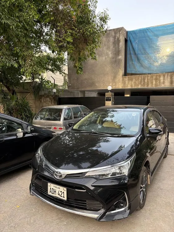 Toyota Corolla 2021 for Sale in Lahore Image-1