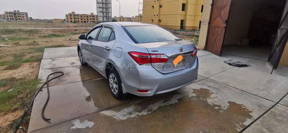 Toyota Corolla 2016 for Sale in Jamshoro Image-1