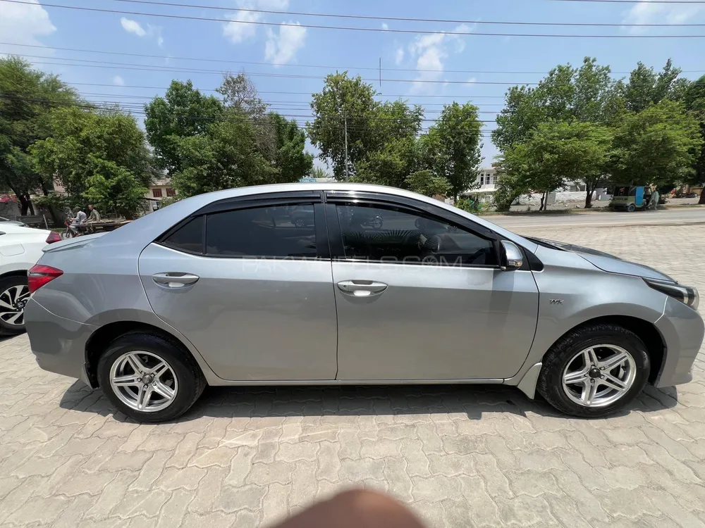 Toyota Corolla 2016 for Sale in Sargodha Image-1