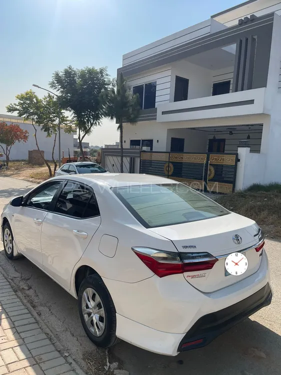 Toyota Corolla 2020 for Sale in Islamabad Image-1
