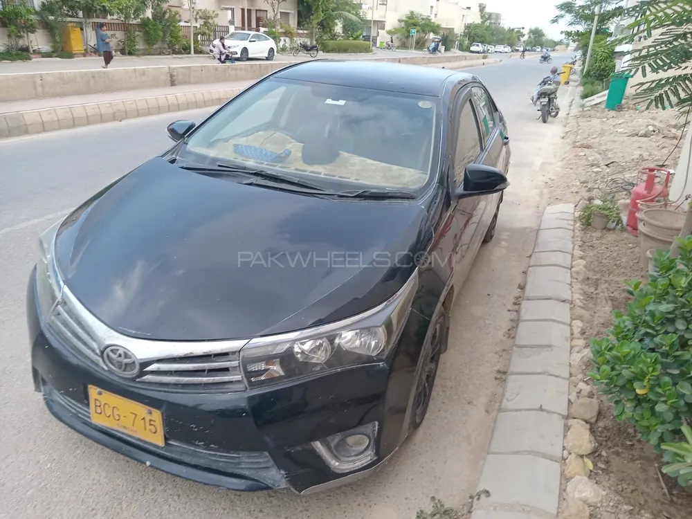 Toyota Corolla 2014 for Sale in Karachi Image-1