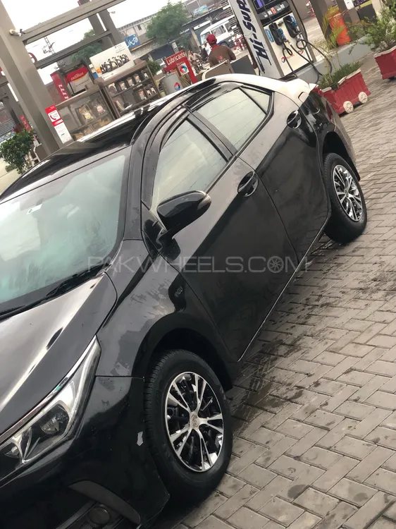 Toyota Corolla 2015 for Sale in Gujranwala Image-1