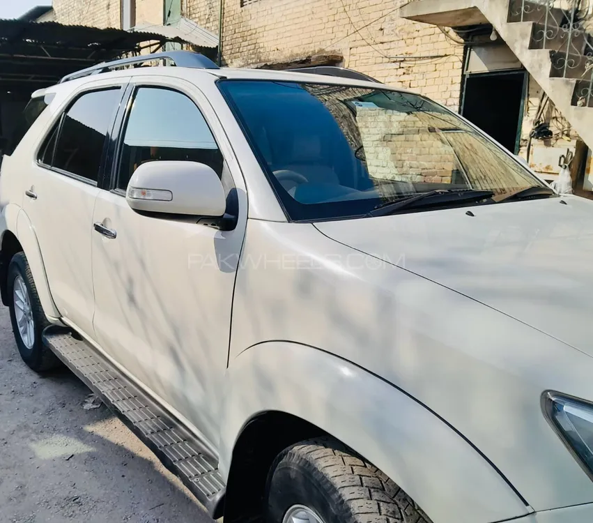 Toyota Fortuner 2013 for Sale in Islamabad Image-1