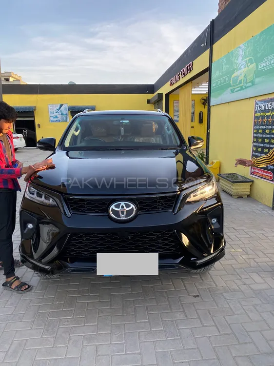 Toyota Fortuner 2020 for Sale in Hafizabad Image-1