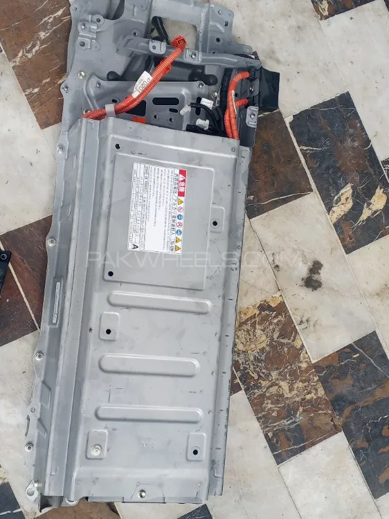 Toyota Prius 1.5 lithium battery  Image-1