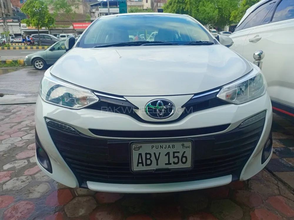 Toyota Yaris Sedan 2021 for Sale in Lahore Image-1
