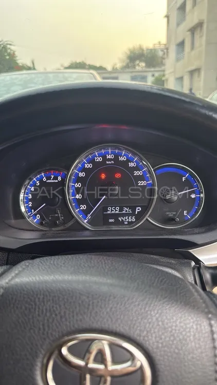 Toyota Yaris Sedan 2022 for Sale in Karachi Image-1