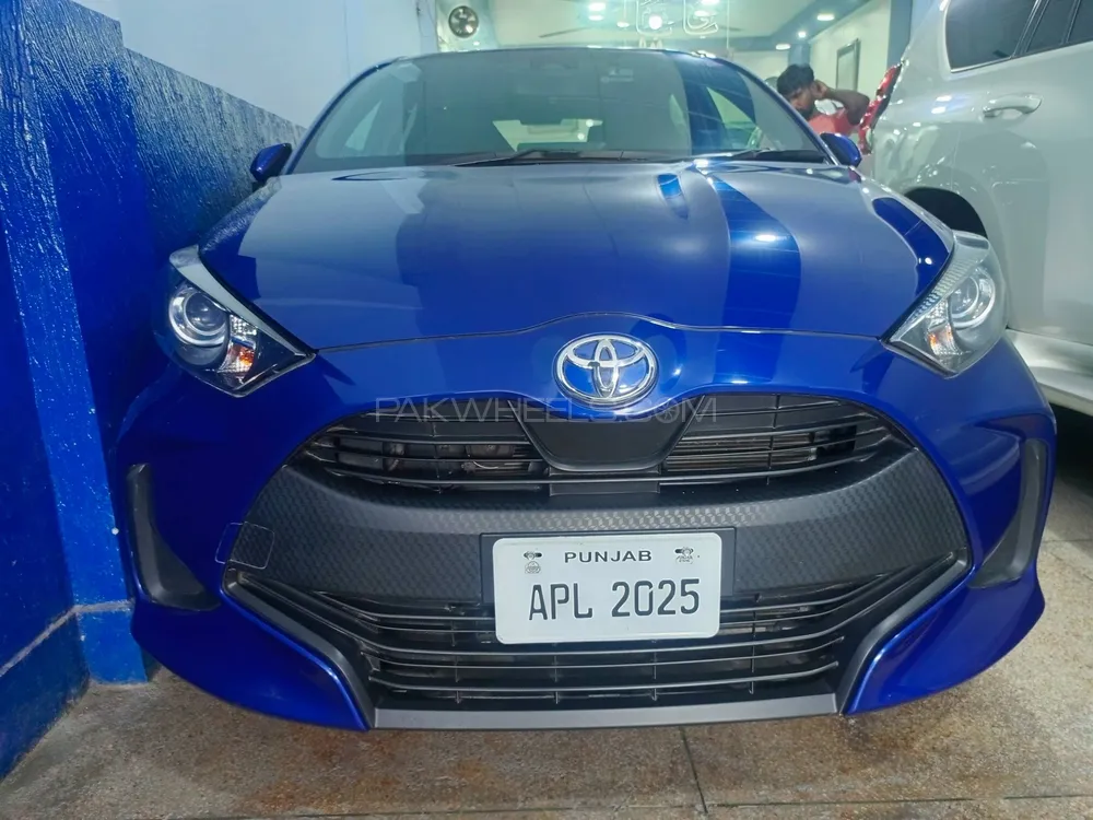 Toyota Yaris Hatchback 2023 for Sale in Lahore Image-1