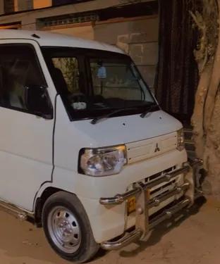 Mitsubishi Minicab G 2013