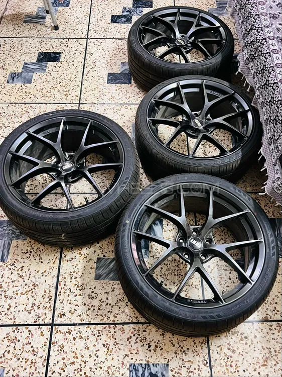 BBS 19 Inch Set With Tyres Image-1