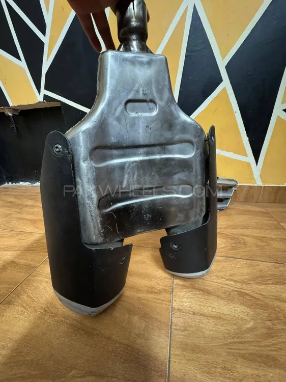 Benelli 600i Original exhaust Image-1
