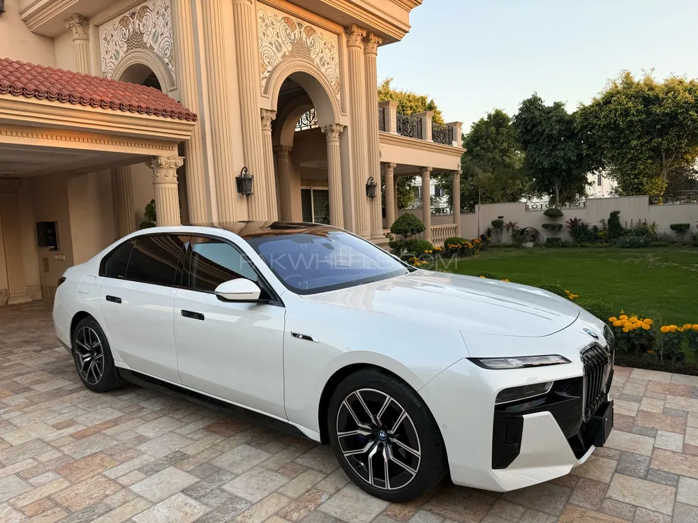 BMW 7 Series 2023 for Sale in Lahore Image-1