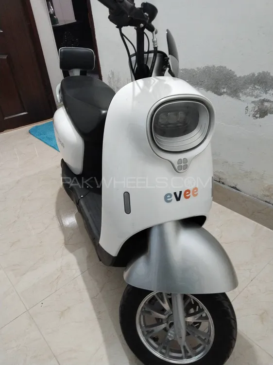 Crown EV T20 Plus 2025 for Sale Image-1