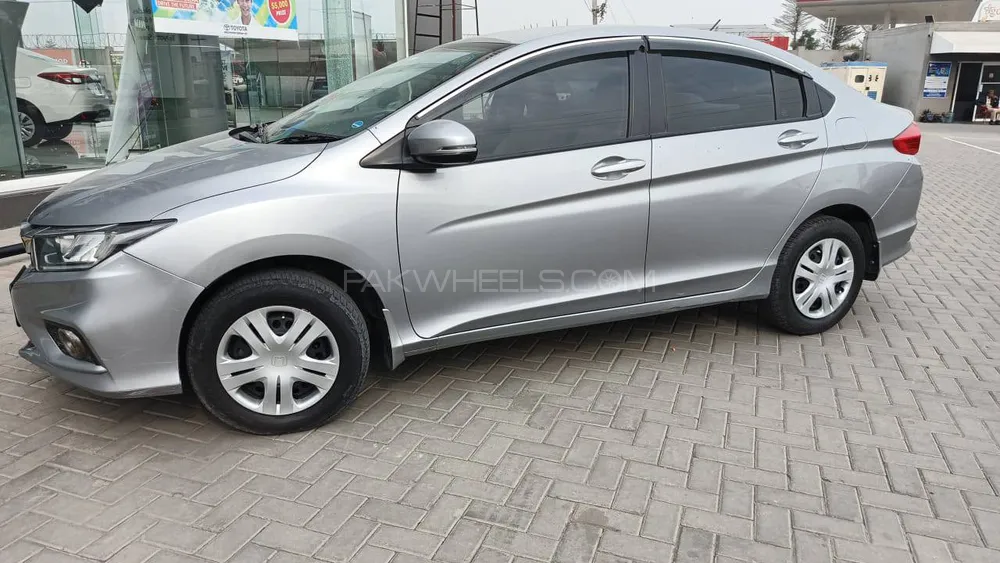 Honda City 2021 for Sale in Faisalabad Image-1
