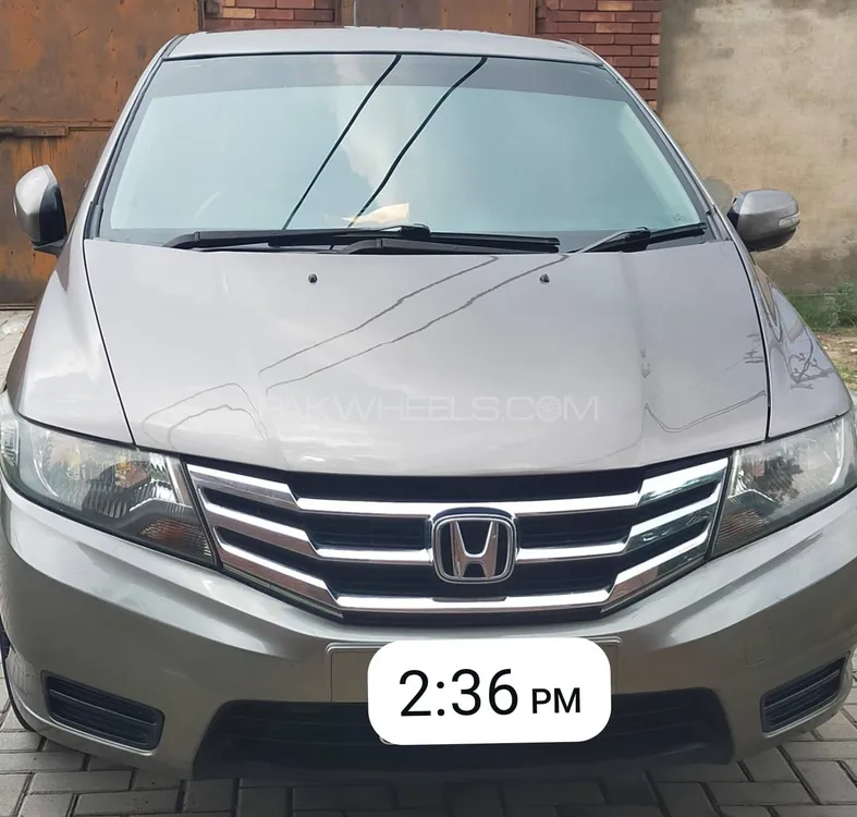 Honda City 2015 for Sale in Faisalabad Image-1