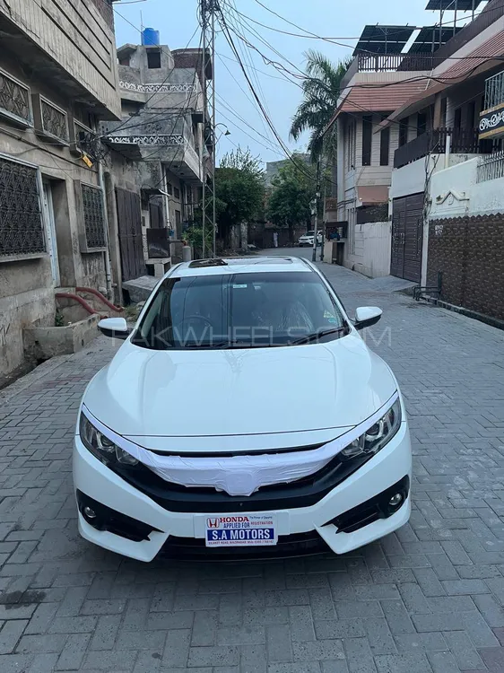 Honda Civic 2017 for Sale in Gujranwala Image-1