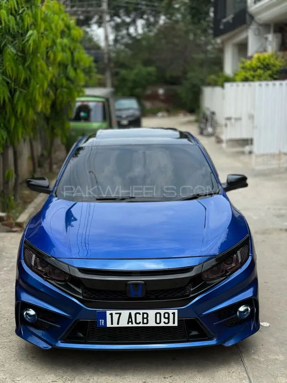 Honda Civic 2017 for Sale in Lahore Image-1