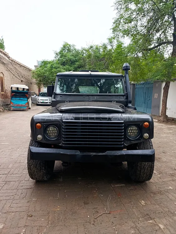 Land Rover Defender 1977 for Sale in Dera ismail khan Image-1