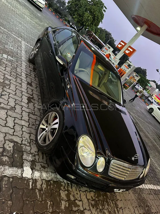 Mercedes Benz E Class 2006 for Sale in Islamabad Image-1