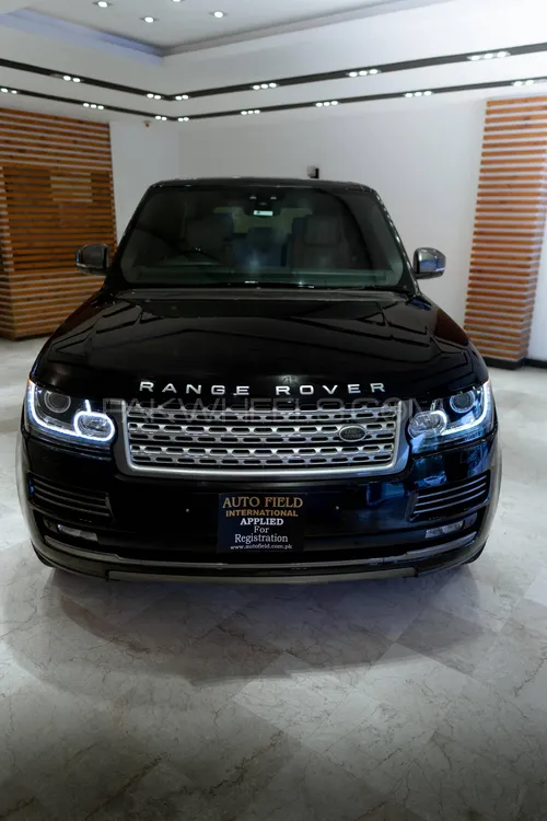 Range Rover Vogue 2017 for Sale in Islamabad Image-1