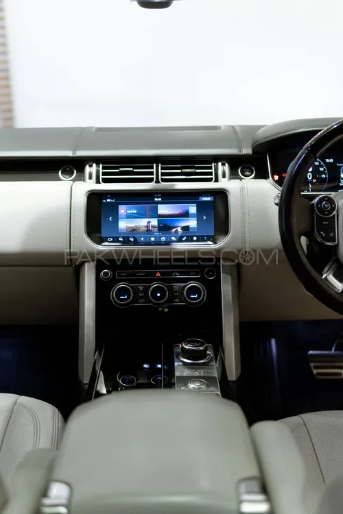 Range Rover Vogue 2017 for Sale in Islamabad Range Rover Vogue 2017 for Sale in Islamabad Image-11