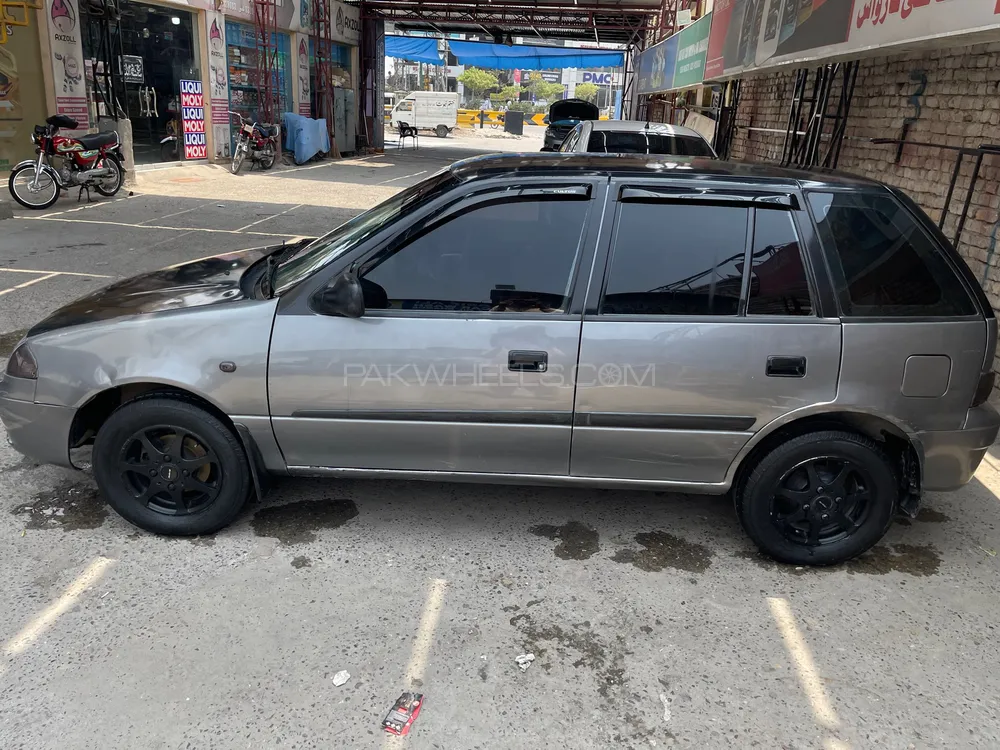 Suzuki Cultus 2010 for Sale in Peshawar Image-1