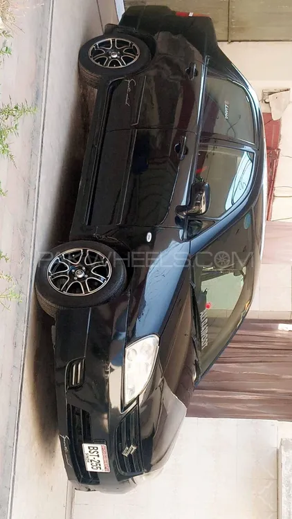 Suzuki Liana 2006 for Sale in Faisalabad Image-1
