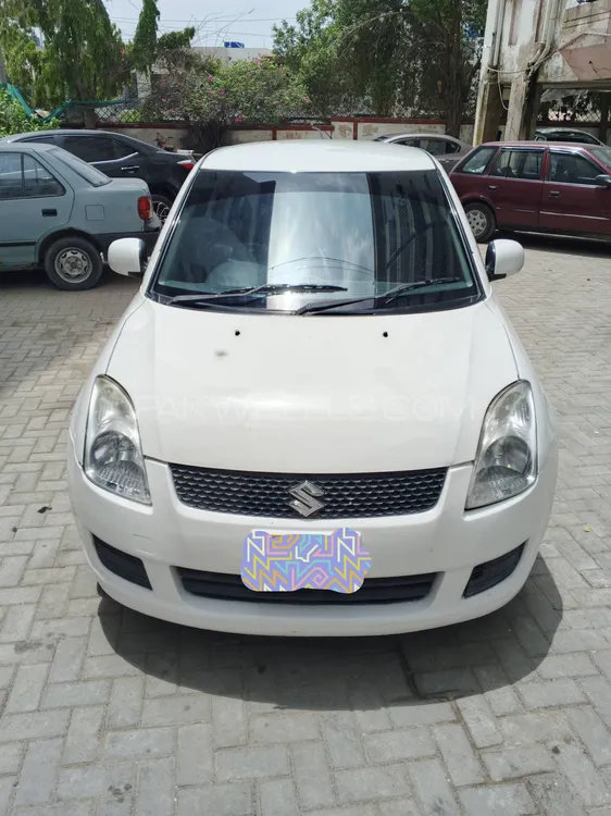 Suzuki Swift 2014 for Sale in Karachi Image-1