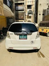Honda Fit XH Selection Fine Style 2011 for Sale