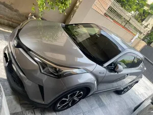 Toyota C-HR G-LED 2017 for Sale