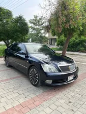 Toyota Crown Royal Saloon G 2004 for Sale